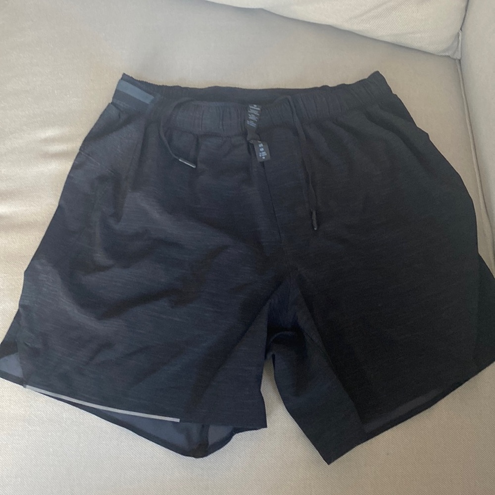 Lululemon shorts with liners Mens